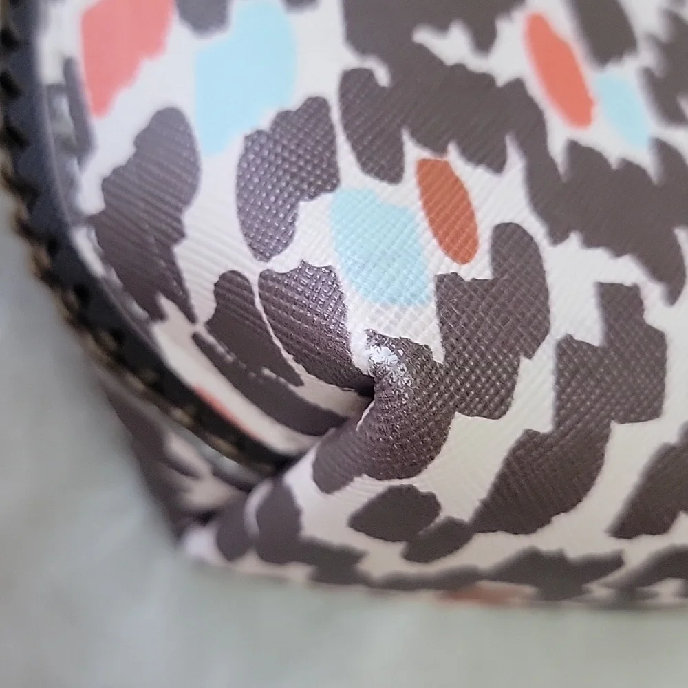 SPARTINA Retreat Clam Shape Gray Scallop Edge Zip Boho Make Up Beauty Travel Bag